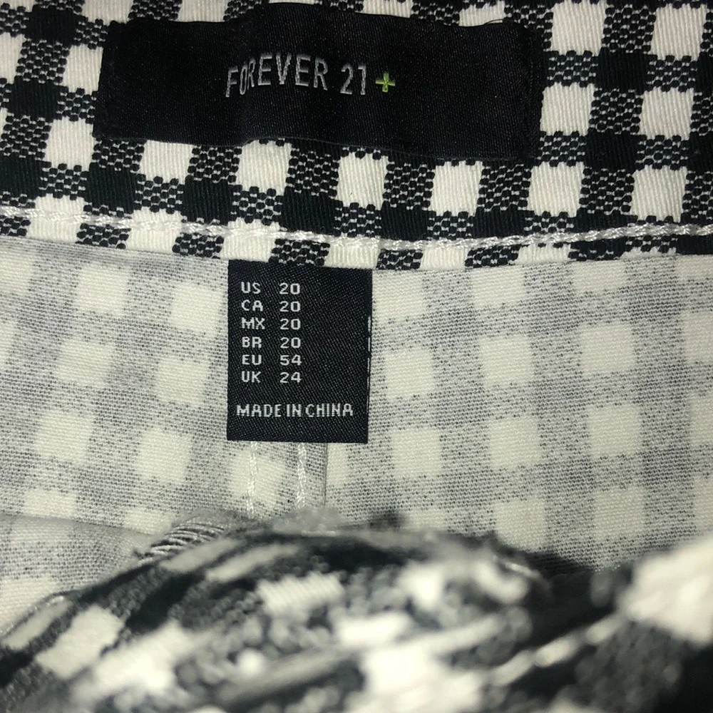 Forever 21 NWT Plus Size Retro Rockabilly Gingham Shorts size 20 - Picture 4 of 6